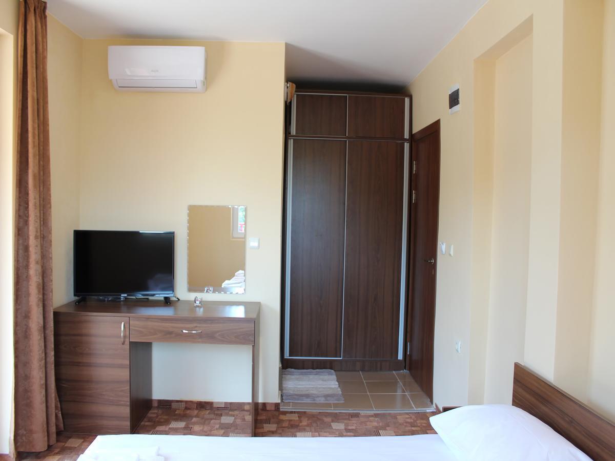 Hotel Sapphire Primorsko Exterior foto