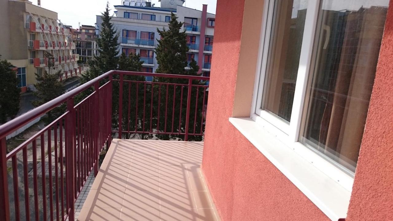 Hotel Sapphire Primorsko Exterior foto